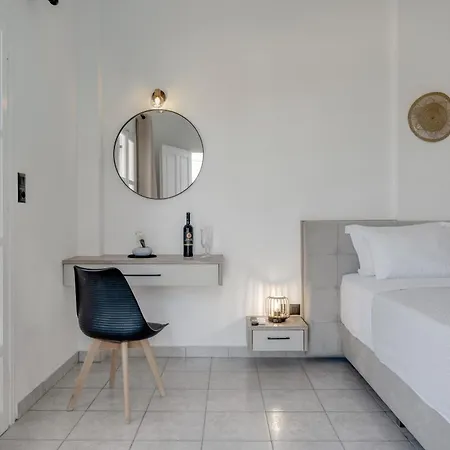 08 Double Perivolos Exomitis (Santorini)