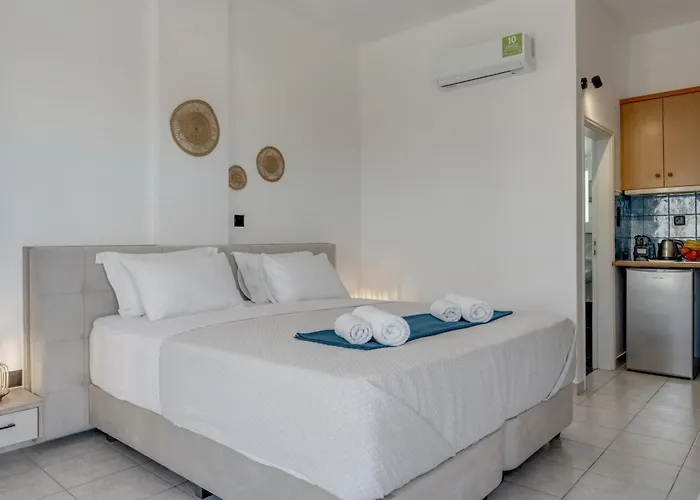 08 Double Perivolos Casa de hóspedes 3*