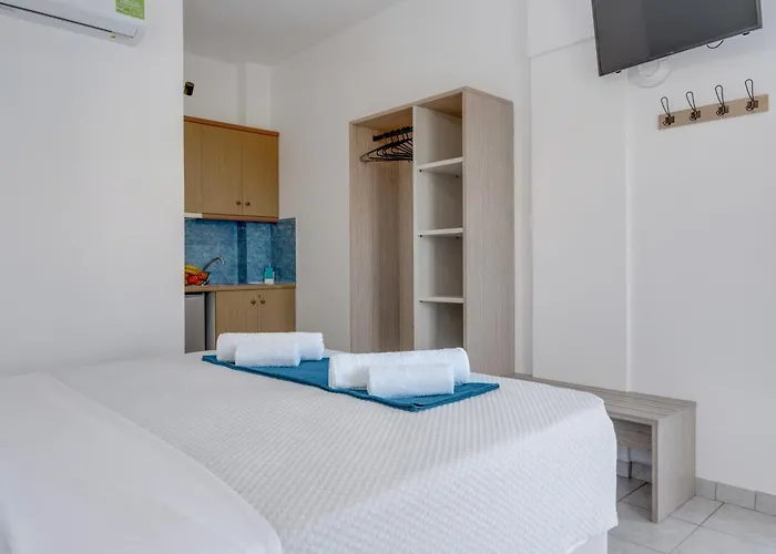 08 Double Perivolos بيت ضيافة Exomitis (Santorini)