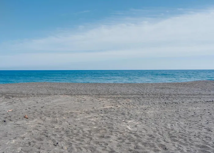 08 Double Perivolos Exomitis (Santorini)