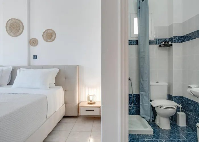 08 Double Perivolos בית הארחה